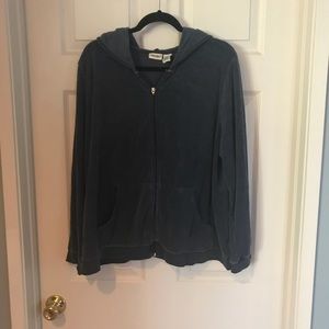 SET- capris and zip up